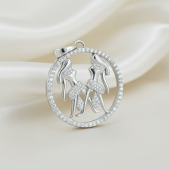 Gemini Medallion – Astrological Grace in VVS Moissanite